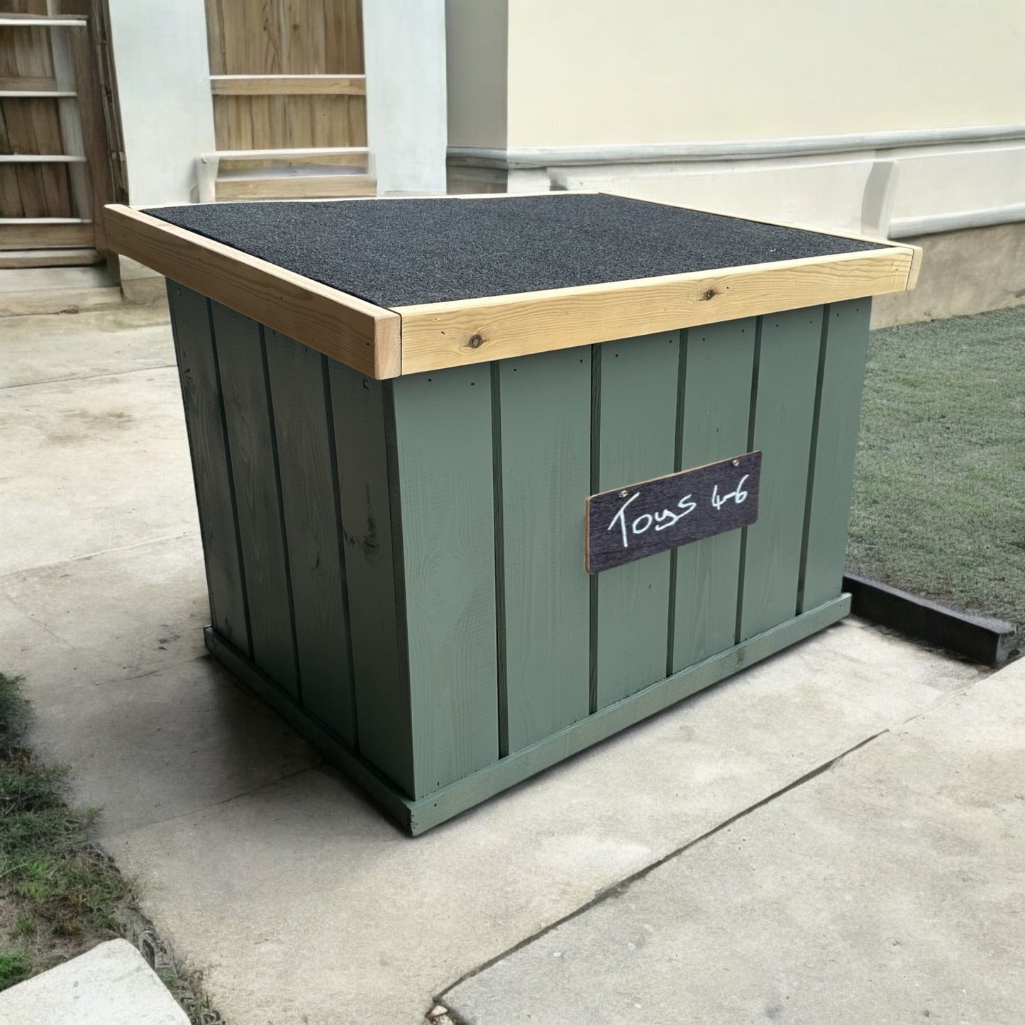 Wooden Artisan Outdoor Storage Chest - Wild Thyme